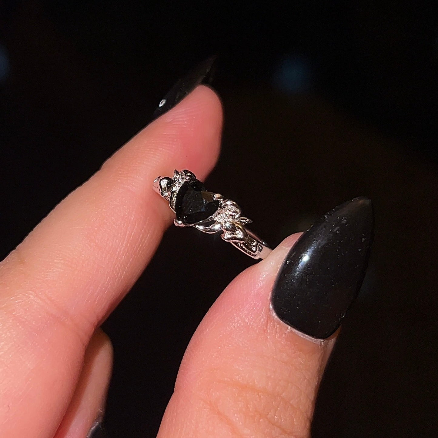 Black Spinel Heart Ring