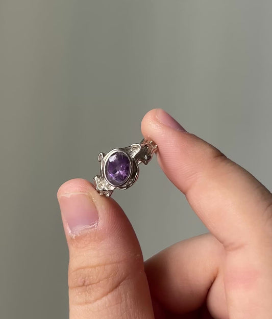 Amethyst Oval Cut Wavy Ring